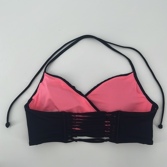Vs PINK Black Wrap Macrame Swimsuit Top Bikini Cutout Embroidery Crossover L - Picture 3 of 6